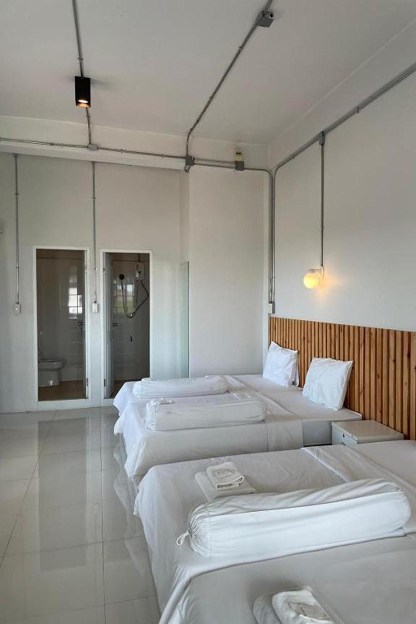 Отель Asaya House Чиангмай Экстерьер фото
