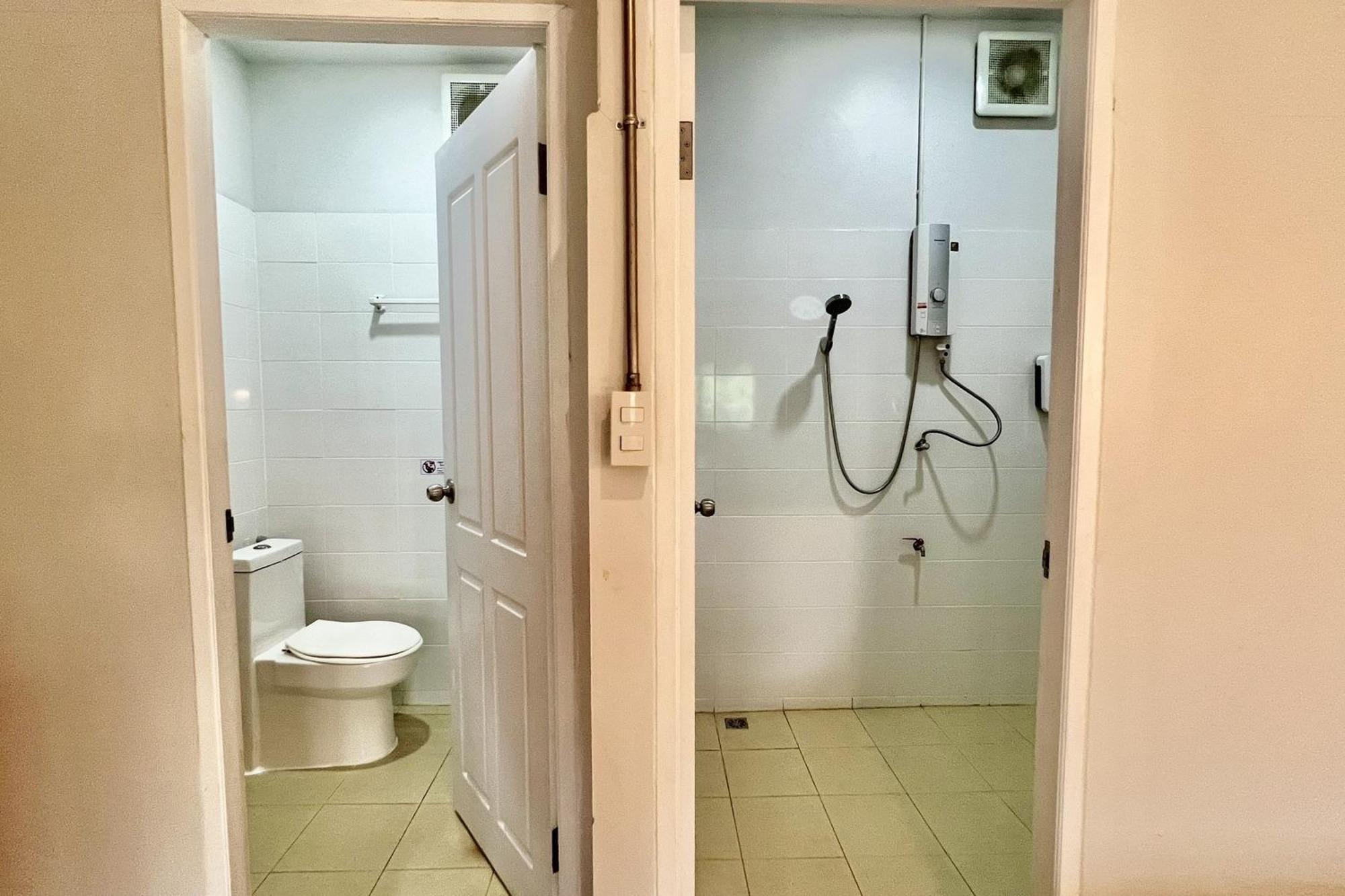 Отель Asaya House Чиангмай Экстерьер фото